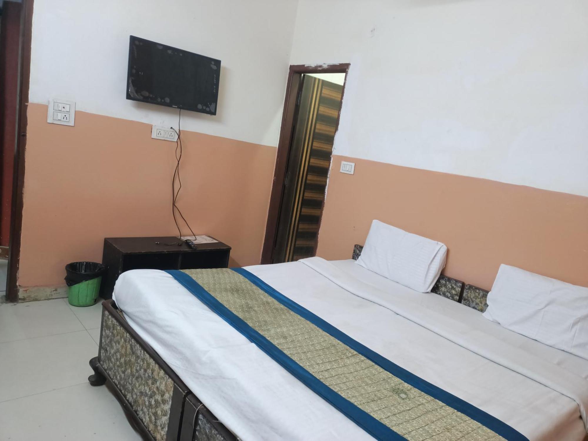Hotel Royal India - Vijay Enclave Nowe Delhi Zewnętrze zdjęcie